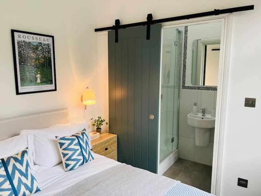 Forge Cottage - Pretty 1 Bedroom Cottage With Free Off Street Parking Лондон Екстер'єр фото
