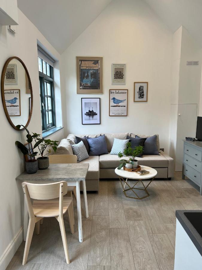 Forge Cottage - Pretty 1 Bedroom Cottage With Free Off Street Parking Лондон Екстер'єр фото